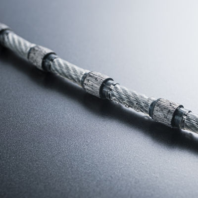 Πλαστική διάσταση 8,3 mm 9,0 mm Σύρμα σχοινί Διαμαντένια μαργαριτάρια για το προφίλ πέτρας Κόψιμο κοπή