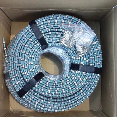 Κόψιμο 8,3 mm Bead πλαστικό διαμαντένιο σύρμα πριόνι για τετράγωνο και το προφίλ του γρανίτη μπλοκ