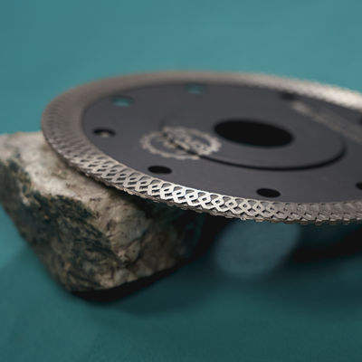 140 Δόντια Turbo Saw Blade για το κόψιμο πέτρας και πλακάκια υγρό ξηρό κοπτικό δίσκο