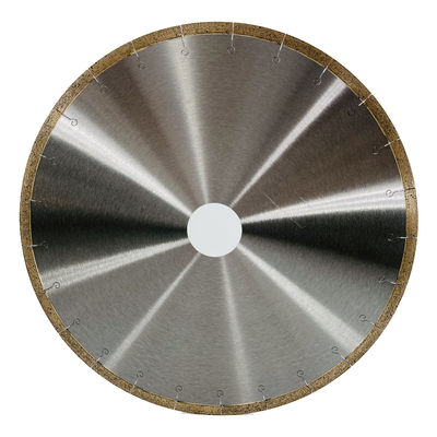 Κρύο Τύπο 350 mm J-Slot Diamond Segment Saw Blade για την κοπή μαρμάρου βιομηχανικής ποιότητας
