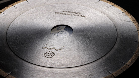 Αξία Α-Αξία J-slot Diamond Saw Blade για την κοπή Dekton 350 mm Stone Cutting Tools