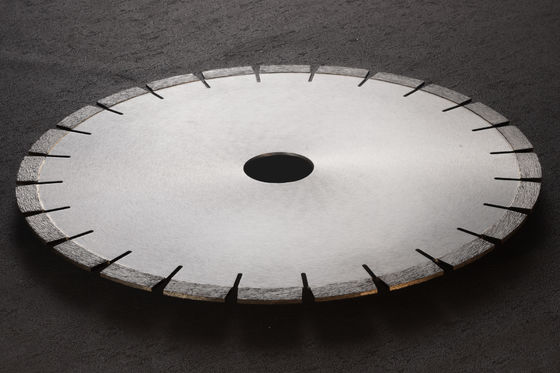 Επαγγελματική 16 ιντσών Diamond Saw Blade Βιομηχανική ποιότητα για την κοπή μαρμάρου και γρανίτη