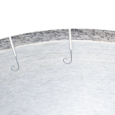 Καλή οξύτητα και σταθερές επιδόσεις D400 Diamond Saw Blades για την κοπή μαρμάρης πέτρας