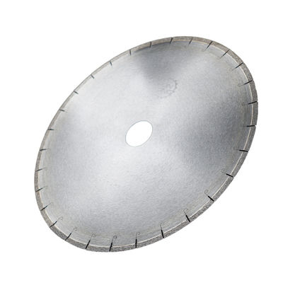 Καλή οξύτητα και σταθερές επιδόσεις D400 Diamond Saw Blades για την κοπή μαρμάρης πέτρας