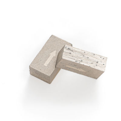 Καθαρά τμήματα διαμαντιού 24x8x13mm για εξατομικευμένη κοπή μαρμάρου και γρανίτη πολλαπλών σκοπών