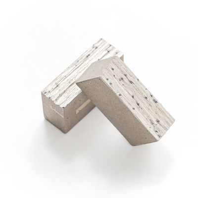 Καθαρά τμήματα διαμαντιού 24x8x13mm για εξατομικευμένη κοπή μαρμάρου και γρανίτη πολλαπλών σκοπών