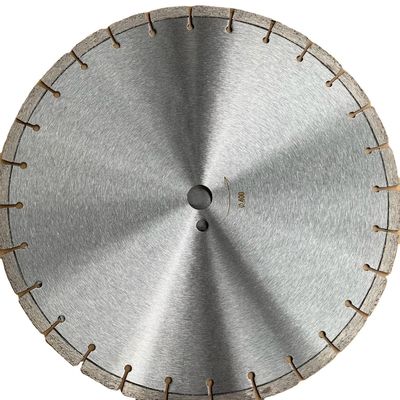 Αιχμηρότητα βελτιωμένη 450 mm Σιδηρουργική συγκολλημένη με λέιζερ Μελέτη διαμαντινού πριονιστή για την κοπή σκυροδέματος