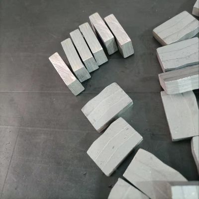 ODM 1600mm Μονή λεπίδα κόψιμο γρανίτη τμήμα 24 * 8,4 / 9,2 * 15mm Τμήμα κοπτήρα